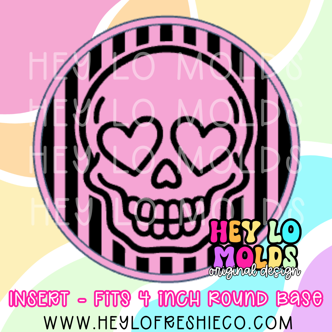 4 Inch Round Insert - Heart Eyes Skull